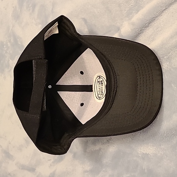 Detroit Pistons black hat - Picture 5 of 9